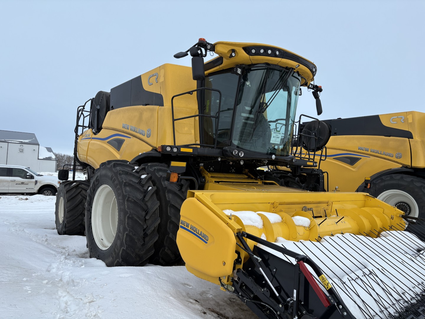 2025 New Holland CR8.90Z Combine