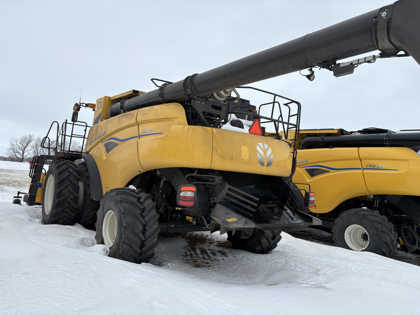 2024 New Holland CR8.90Z Combine