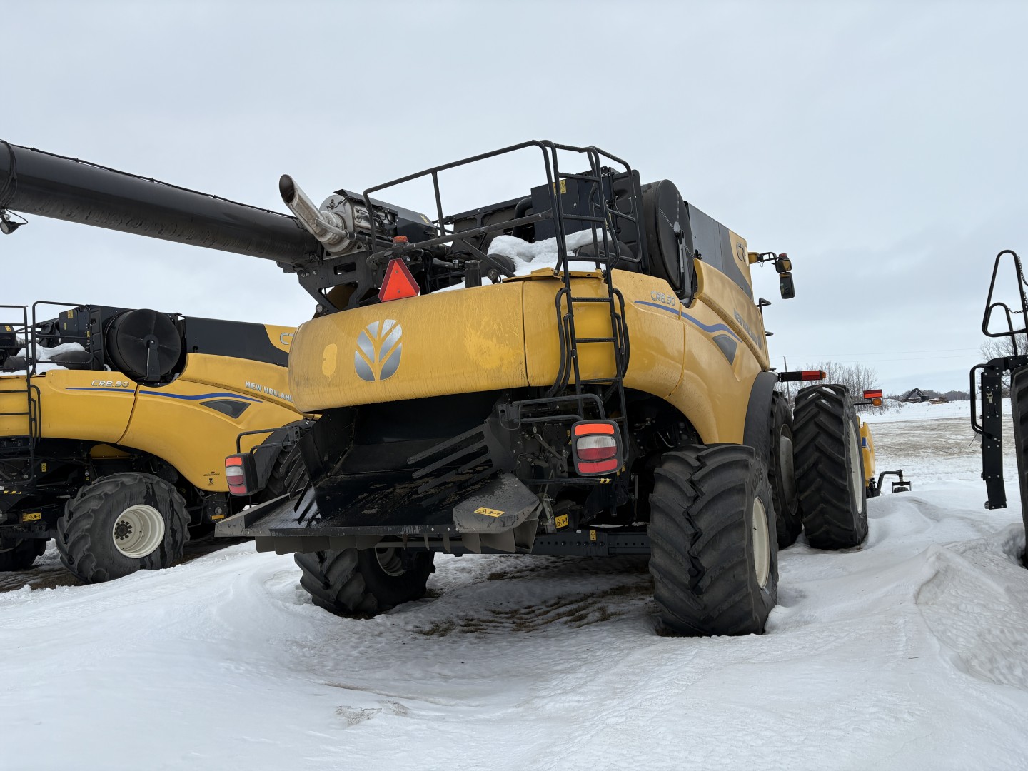 2024 New Holland CR8.90Z Combine