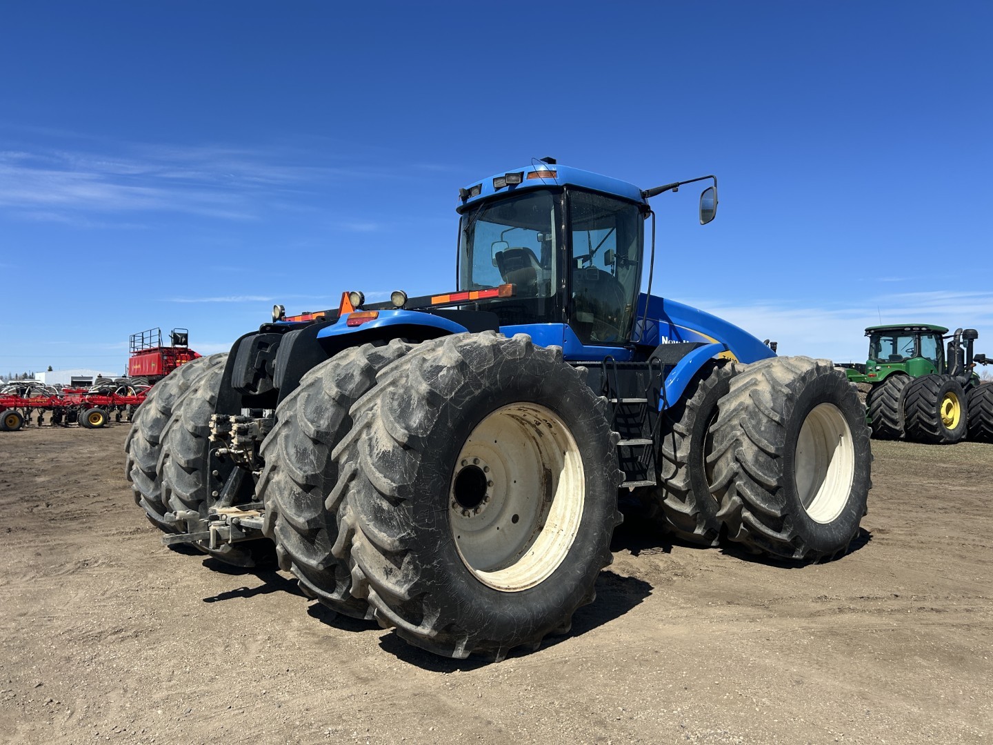 2007 New Holland TJ430 Tractor 4WD