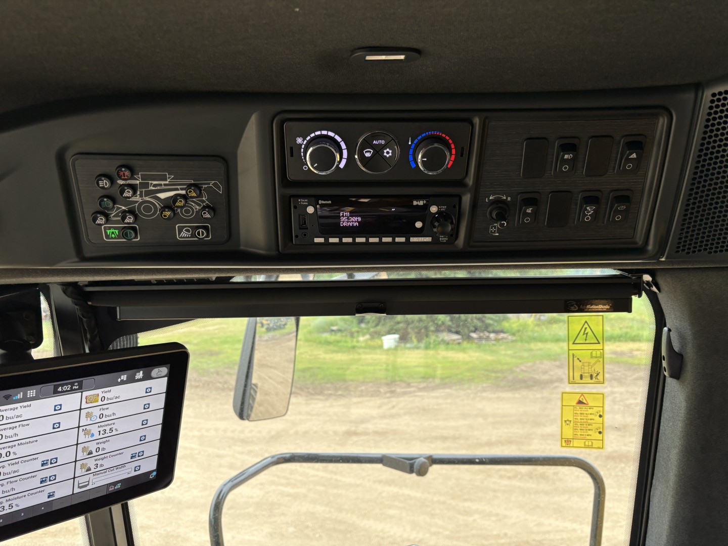 2025 New Holland CR8.90Z Combine