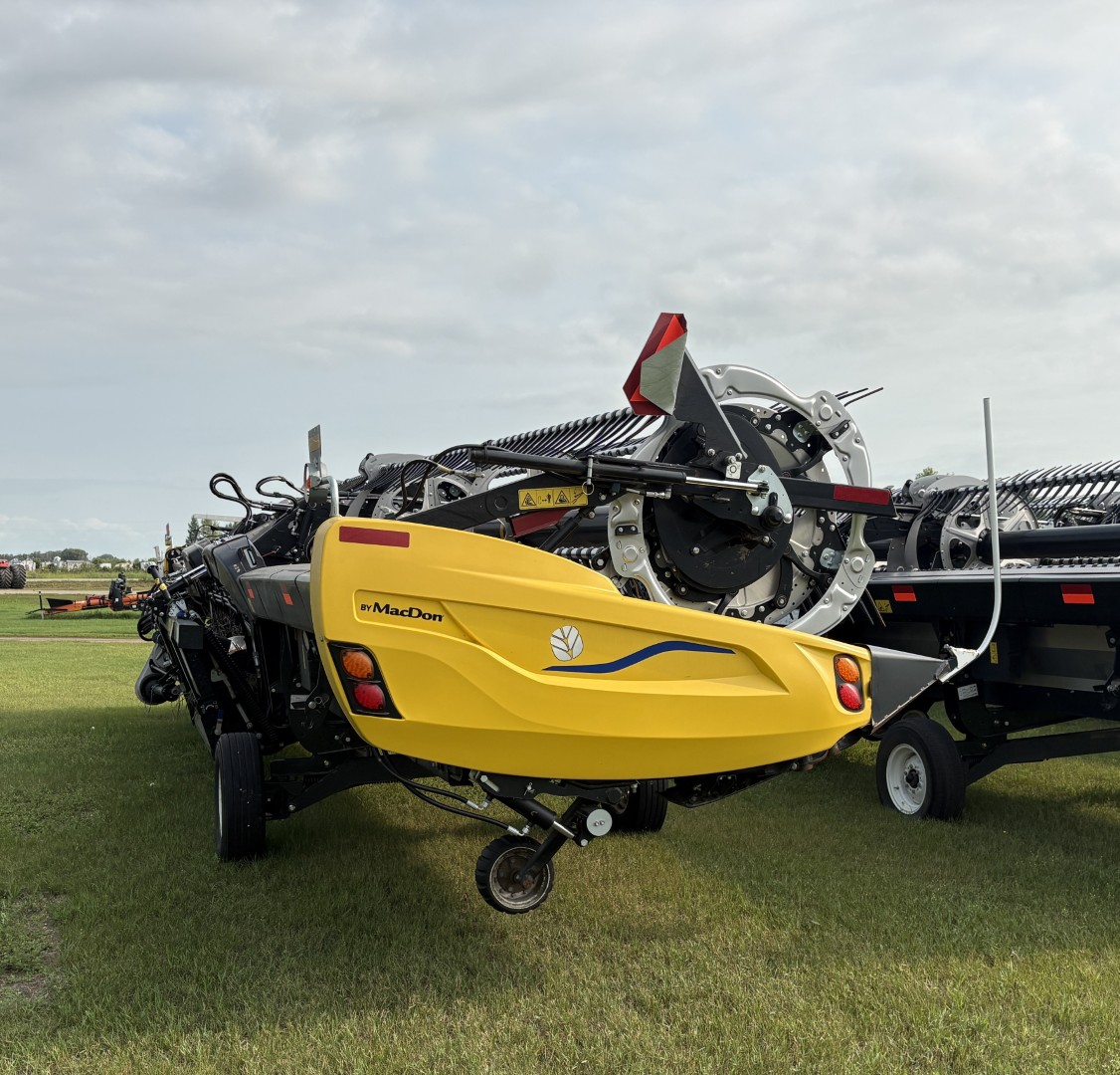 2024 MacDon FD240 Header Draper Flex