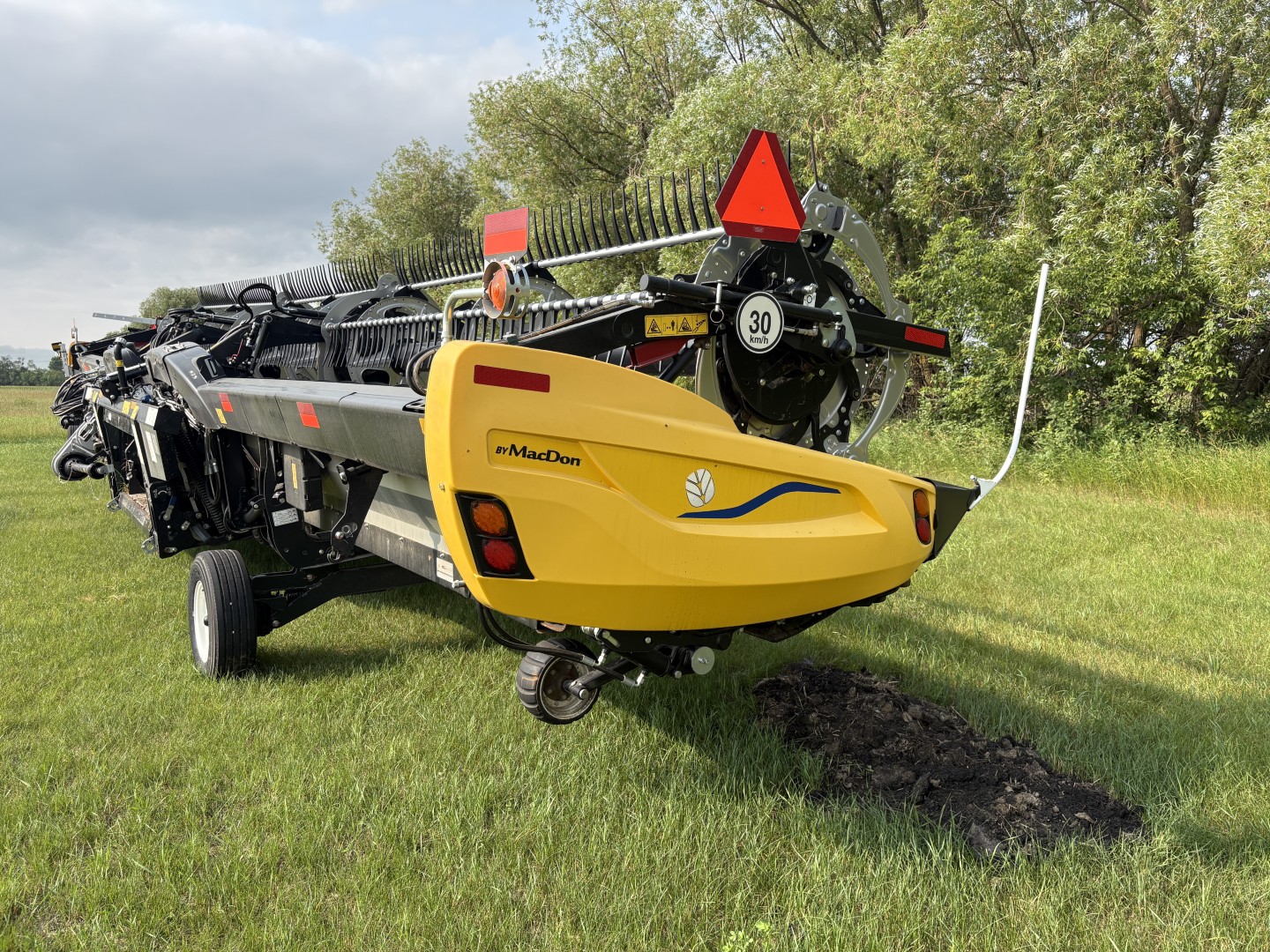 2025 MacDon FD240 Header Draper Flex