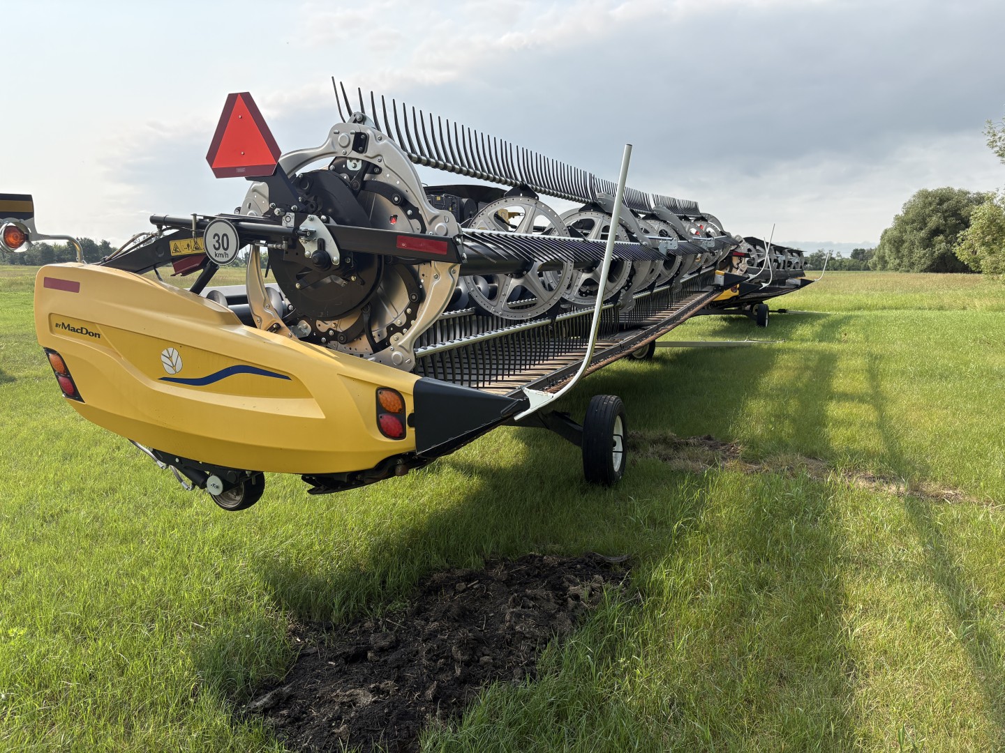 2025 MacDon FD240 Header Draper Flex