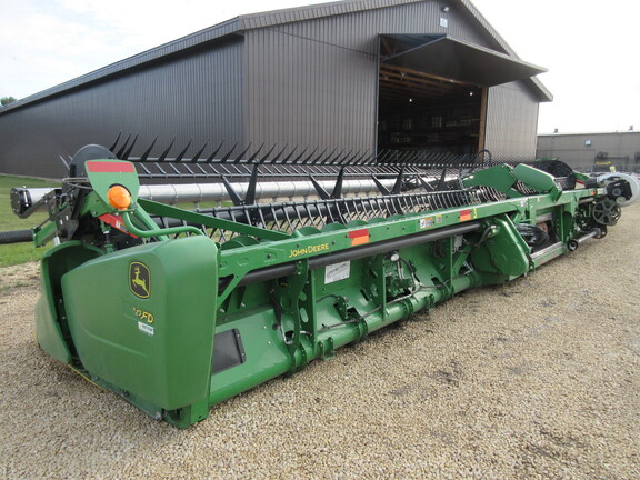 2018 John Deere 640FD Header Combine