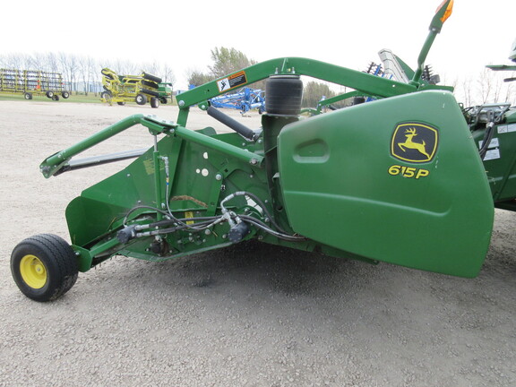 2018 John Deere 615P Header Combine