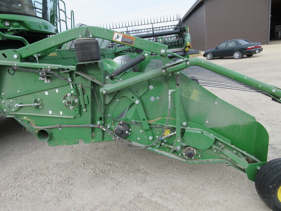 2018 John Deere 615P Header Combine