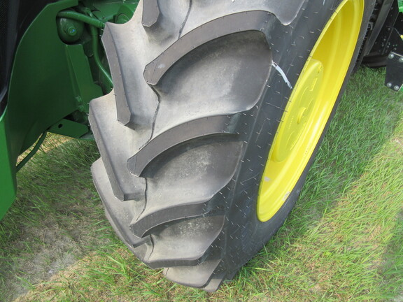 2022 John Deere 8R 340 Tractor