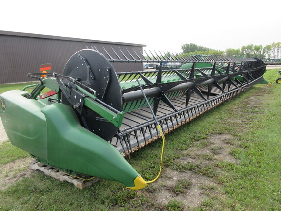 2018 John Deere 640FD Header Combine