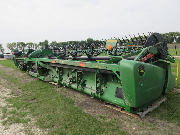 2018 John Deere 640FD Header Combine