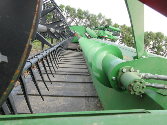 2018 John Deere 640FD Header Combine