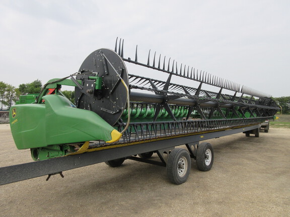 2018 John Deere 640FD Header Combine