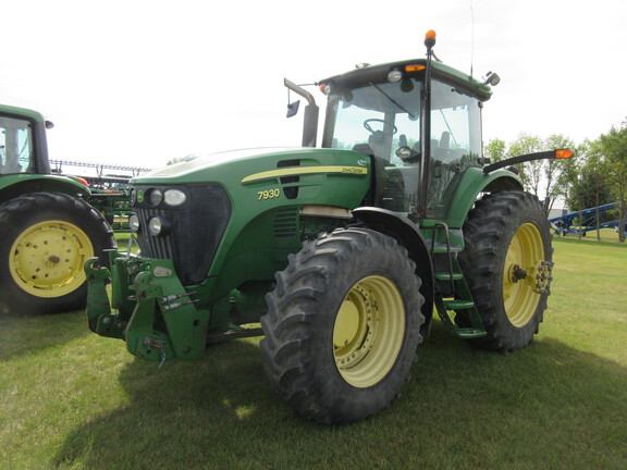 2007 John Deere 7930 Tractor