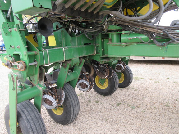 2007 John Deere 1770NT CCS Planter