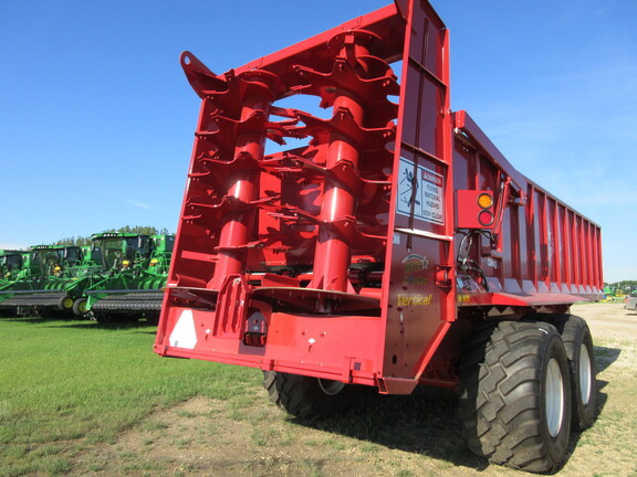 2022 Meyers 9524W MANURE SPREADER Manure Spreader