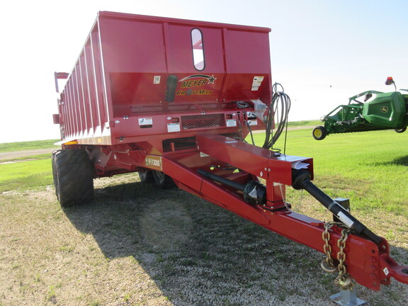 2022 Meyers 9524W MANURE SPREADER Manure Spreader