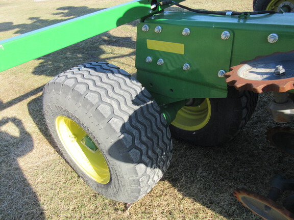 2021 John Deere 1890 Air Seeder