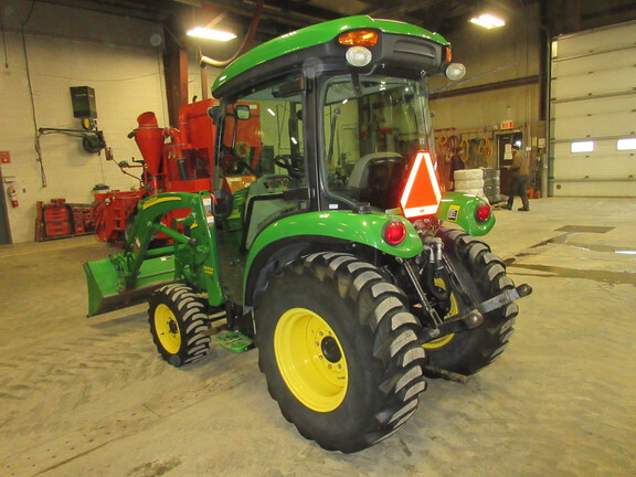 2011 John Deere 3520 Tractor Compact