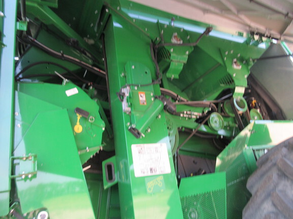 2022 John Deere S780 Combine