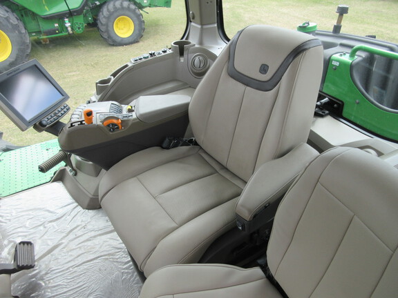 2023 John Deere 9R 590 Tractor 4WD