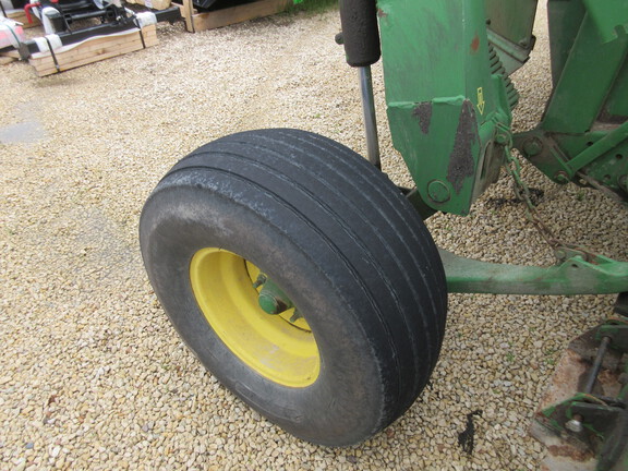 2009 John Deere 956 Mower Conditioner