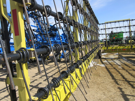 2017 Degelman STRAWMASTER 7000 Harrow Heavy