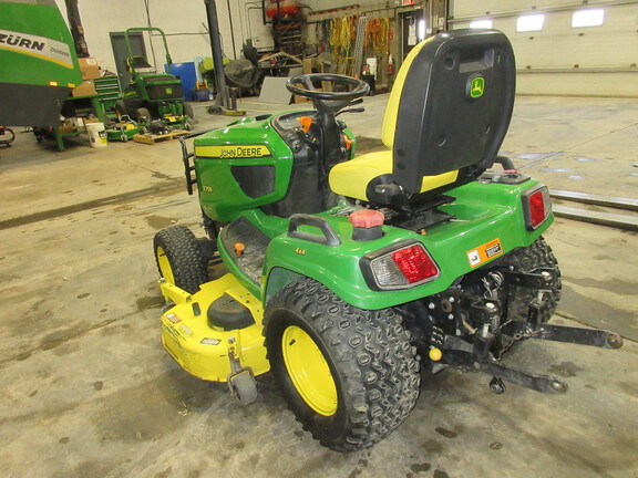 2013 John Deere X758 Garden Tractor