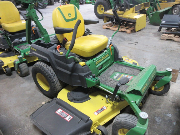 2021 John Deere Z530M Mower/Zero Turn