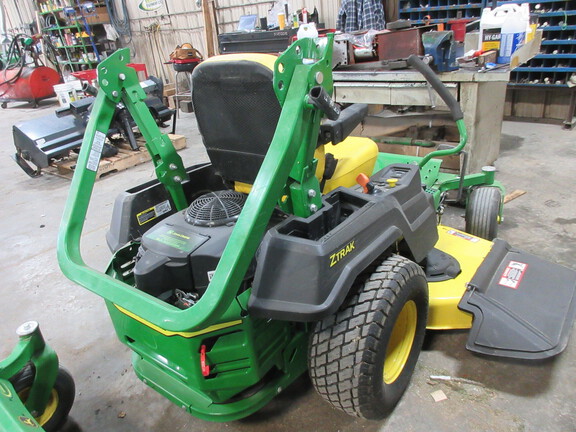 2021 John Deere Z530M Mower/Zero Turn