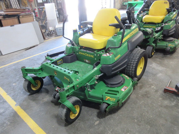 2010 John Deere Z925A Mower/Zero Turn