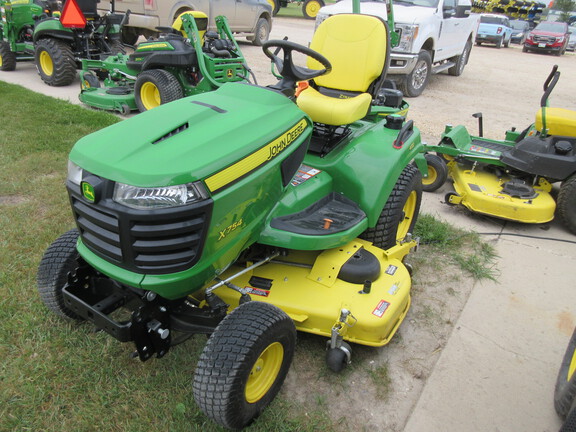 2014 John Deere X754 Garden Tractor