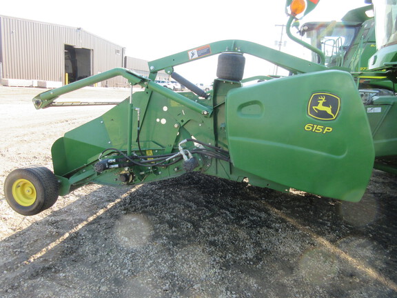 2014 John Deere 615P Header Combine