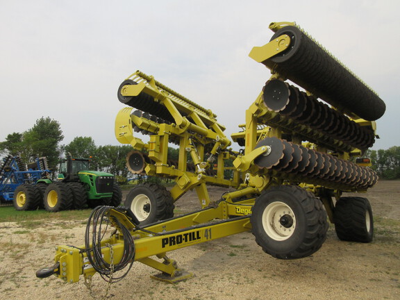 2022 Degelman PRO-TILL 41 Disk