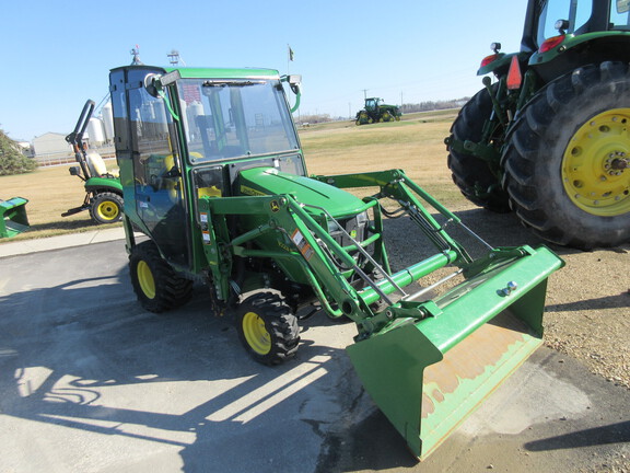 2014 John Deere 1023E Tractor Compact