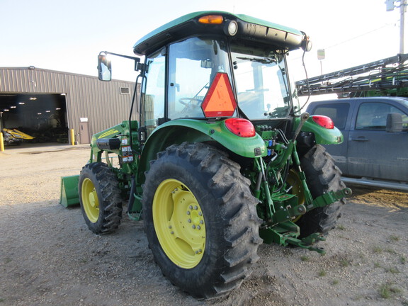 2011 John Deere 5075M Tractor