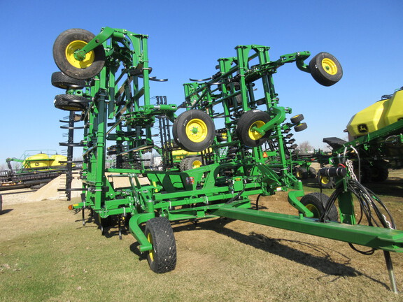 2024 John Deere 2430 CHISEL PLOW Chisel Plow