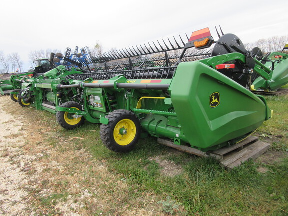 2024 John Deere HD40F Header Combine