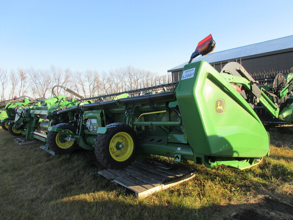 2024 John Deere HD40R Header Combine