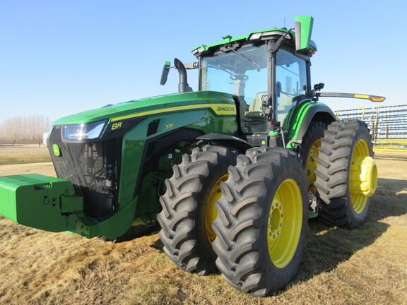 2023 John Deere 8R 370 Tractor