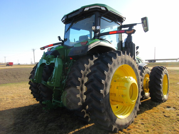 2023 John Deere 8R 370 Tractor