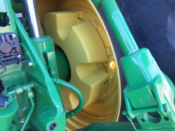 2023 John Deere 8R 370 Tractor