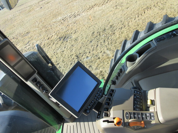 2023 John Deere 8R 370 Tractor