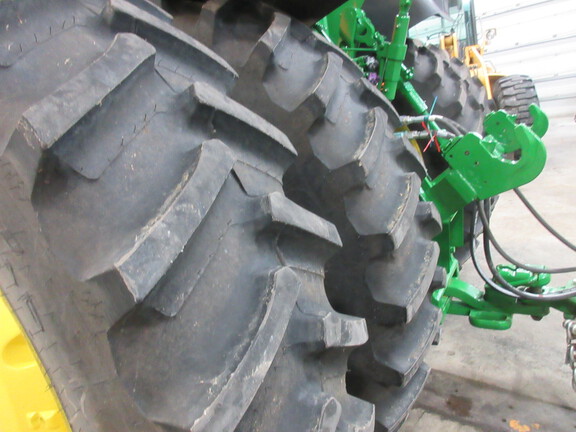 2023 John Deere 8R 340 Tractor