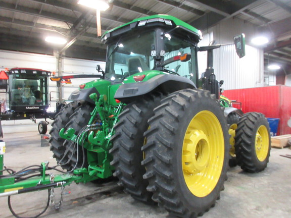 2023 John Deere 8R 340 Tractor