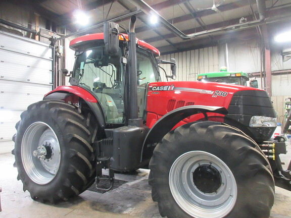 2013 Case IH PUMA 230 Tractor