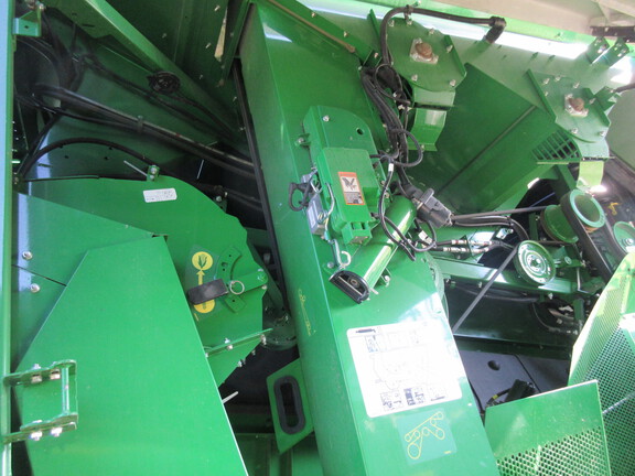 2024 John Deere S780 Combine