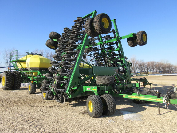 2020 John Deere 1890 Air Seeder
