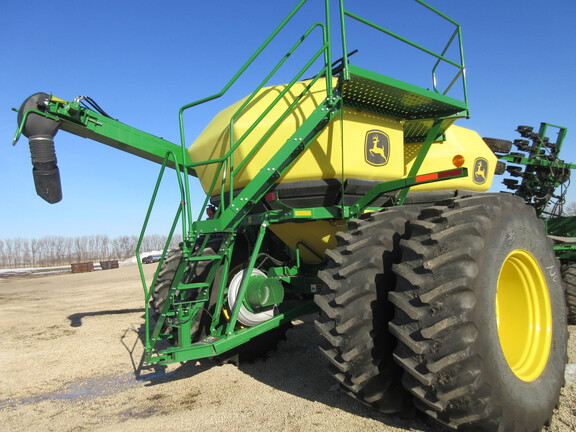 2020 John Deere 1890 Air Seeder