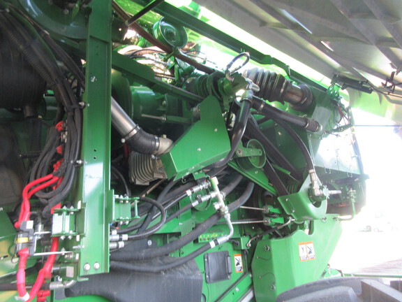 2024 John Deere S780 Combine