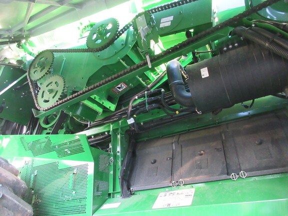 2024 John Deere S780 Combine